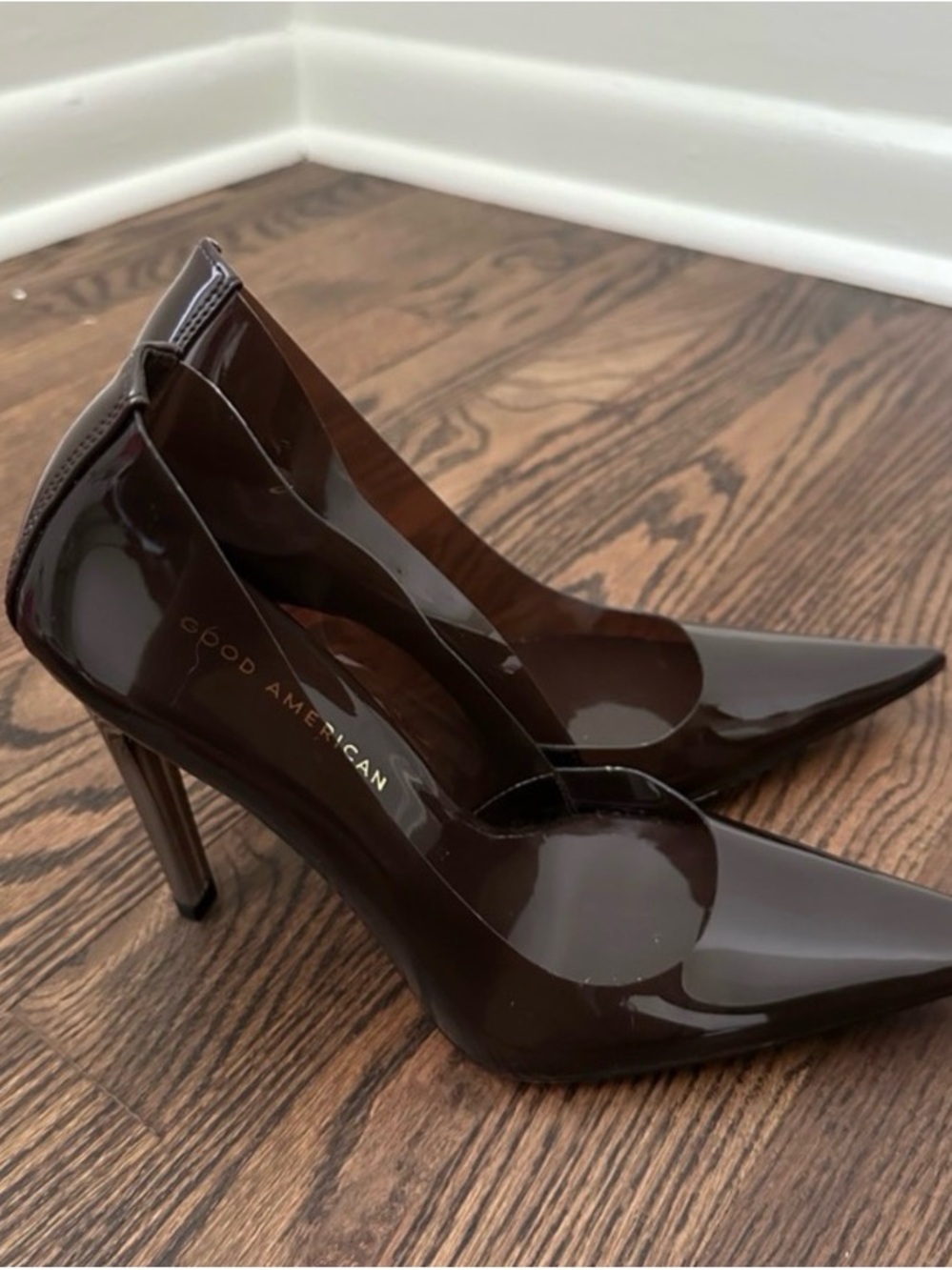 Good American Cinder F-cking Rella Pointed Toe Acrylic Pumps in Dark Brown sz 9